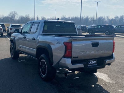 2025 Toyota Tacoma TRD Off-Road 4X4 / ONE OWNER
