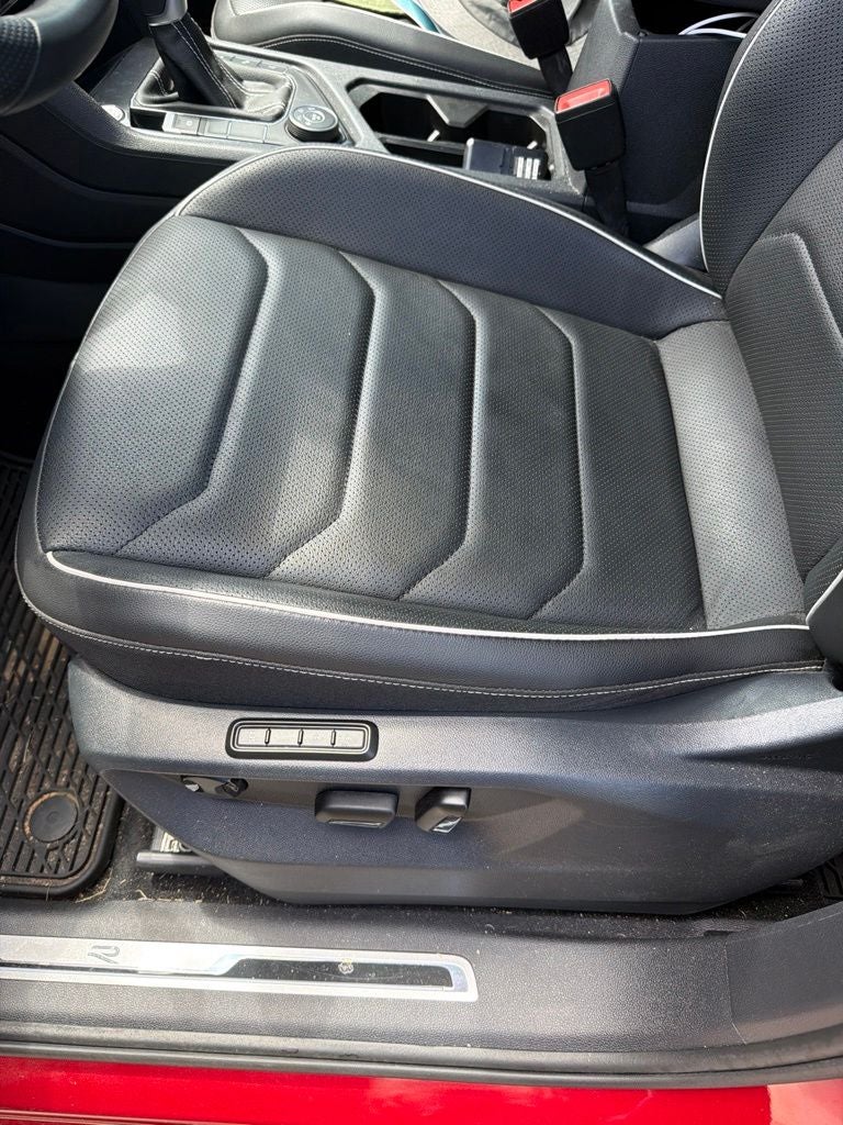 2024 Volkswagen Tiguan 2.0T SEL R-Line