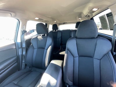 2023 Subaru Ascent Premium AWD / HEATED SEATS