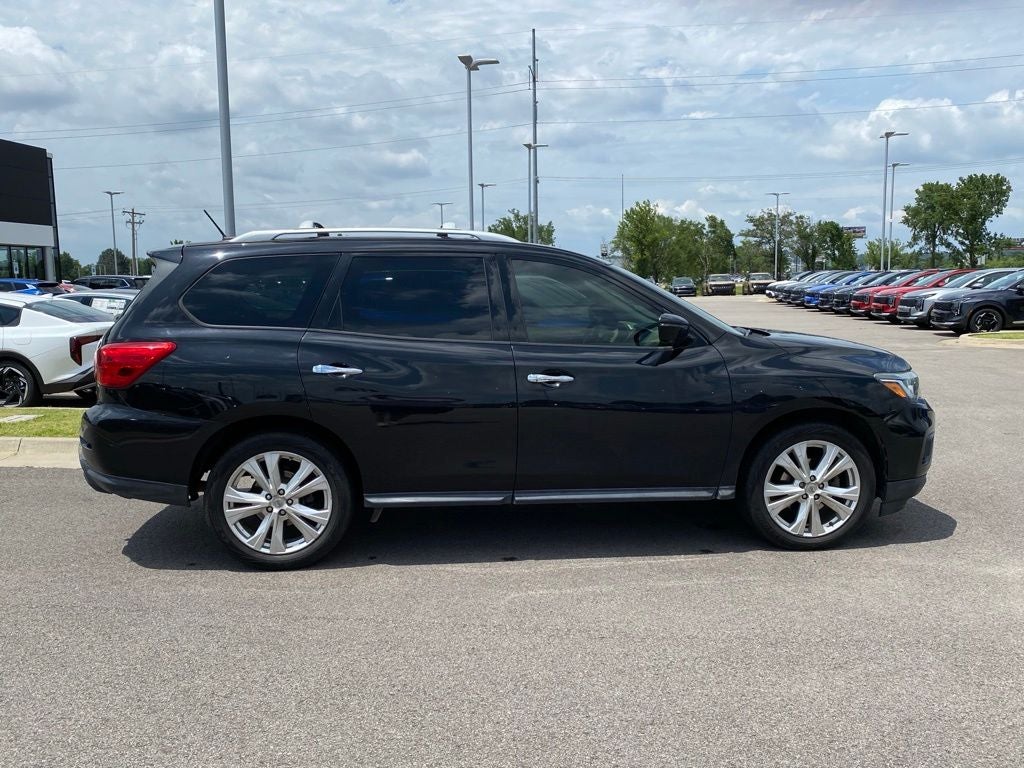 2018 Nissan Pathfinder SL