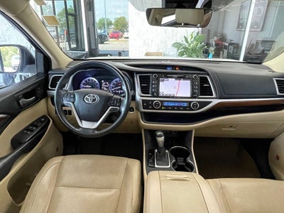 2018 Toyota Highlander Limited Platinum