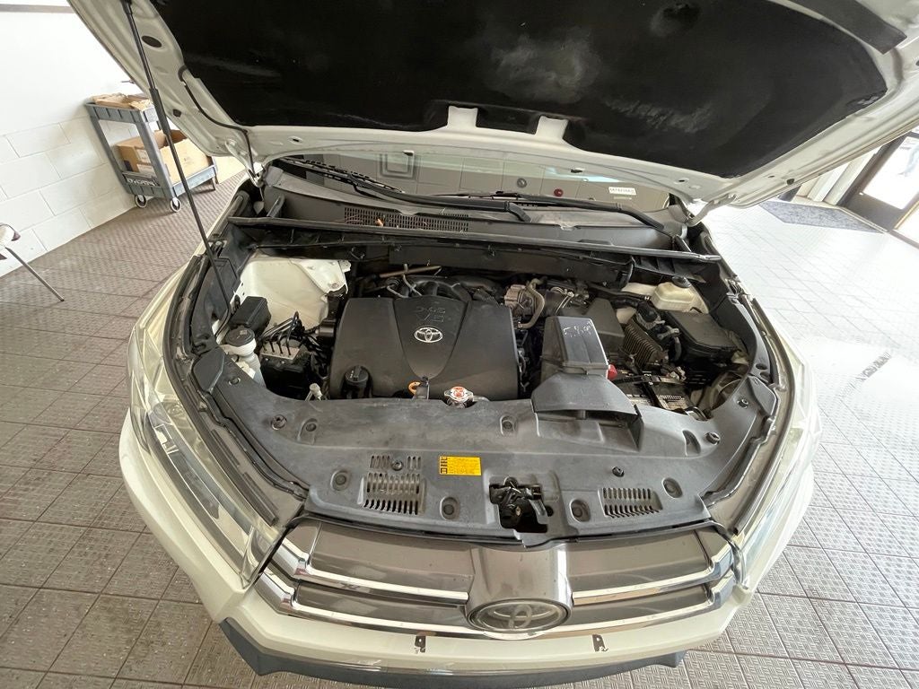 2018 Toyota Highlander Limited Platinum