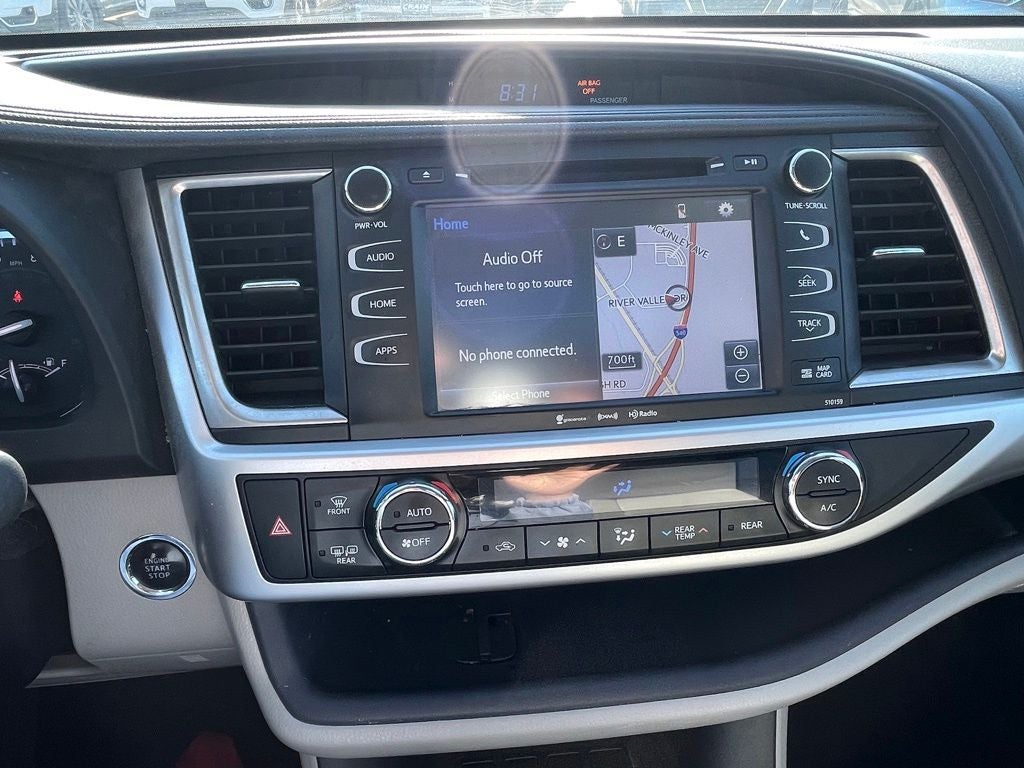 2016 Toyota Highlander XLE V6 HEATED SEATS / NAV