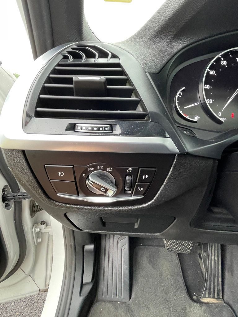 2019 BMW X3 sDrive30i MOONROOF / CLEAN CARFAX / HEATED SEATS