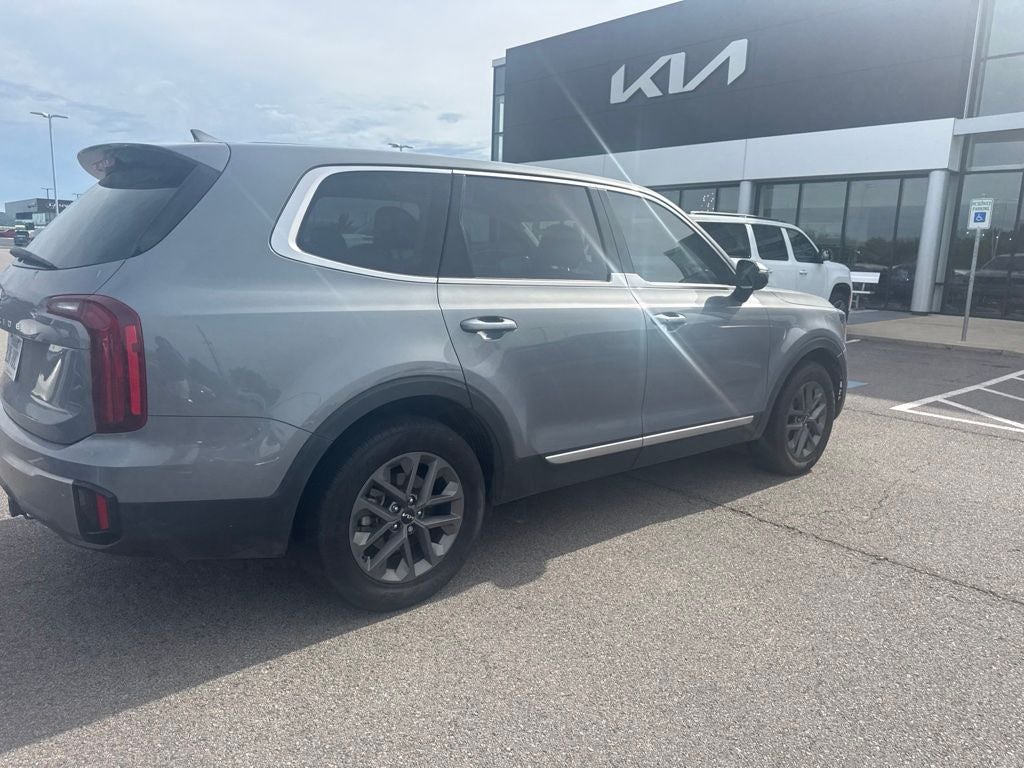 2025 Kia Telluride LX LEATHER / 3RD ROW / NAV