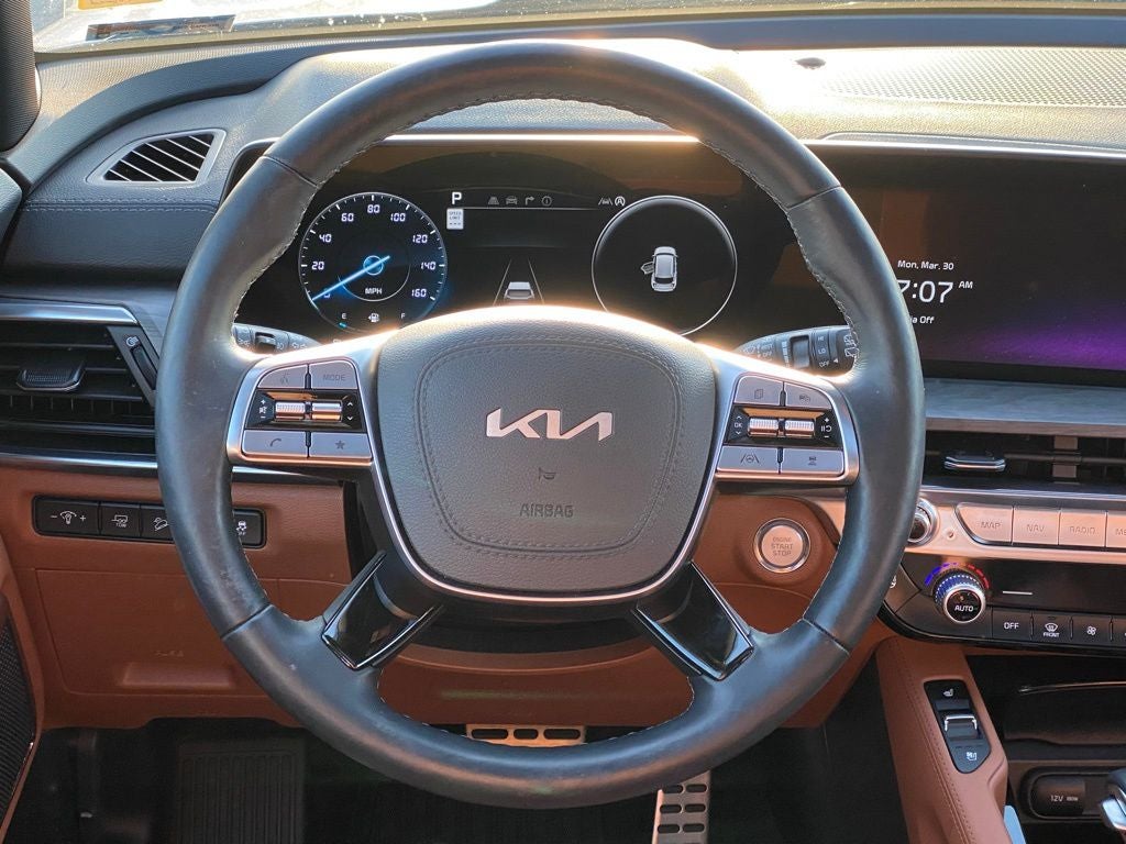 2025 Kia Telluride SX X-Line AWD / SUNROOF / HEATED SEATS
