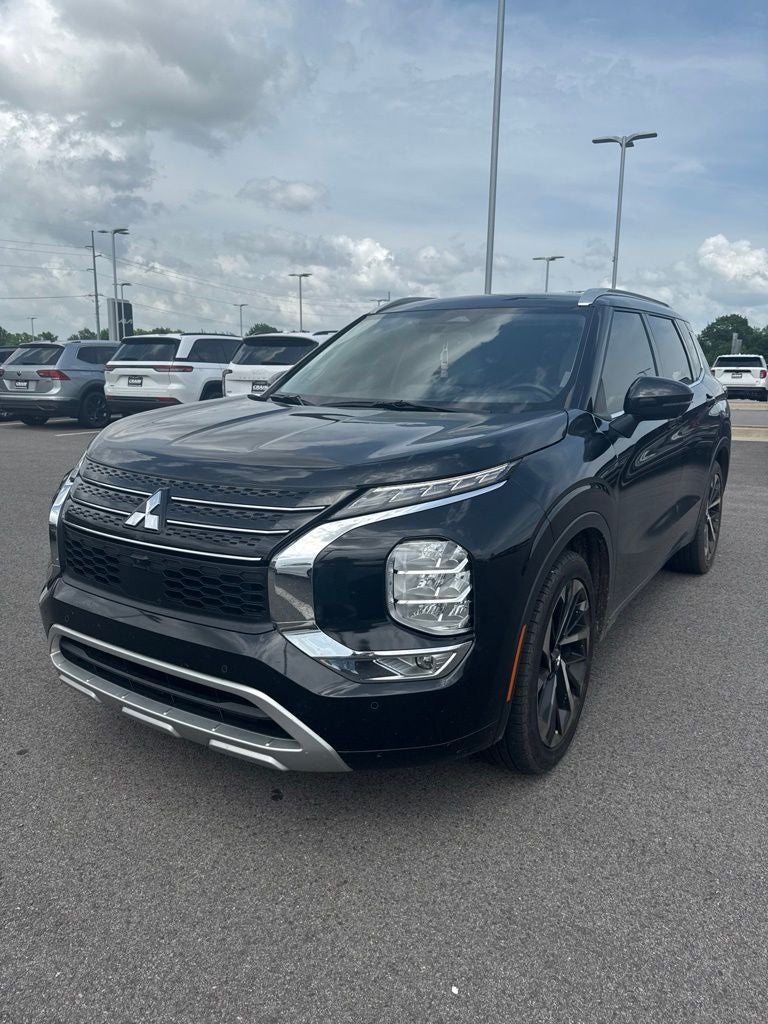 2024 Mitsubishi Outlander SEL HEATED SEATS / POWER LIFT GATE