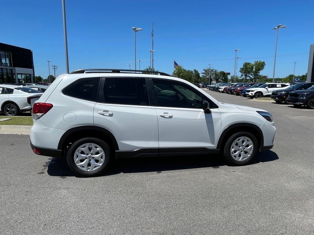 2021 Subaru Forester Base AWD / LOW MILES