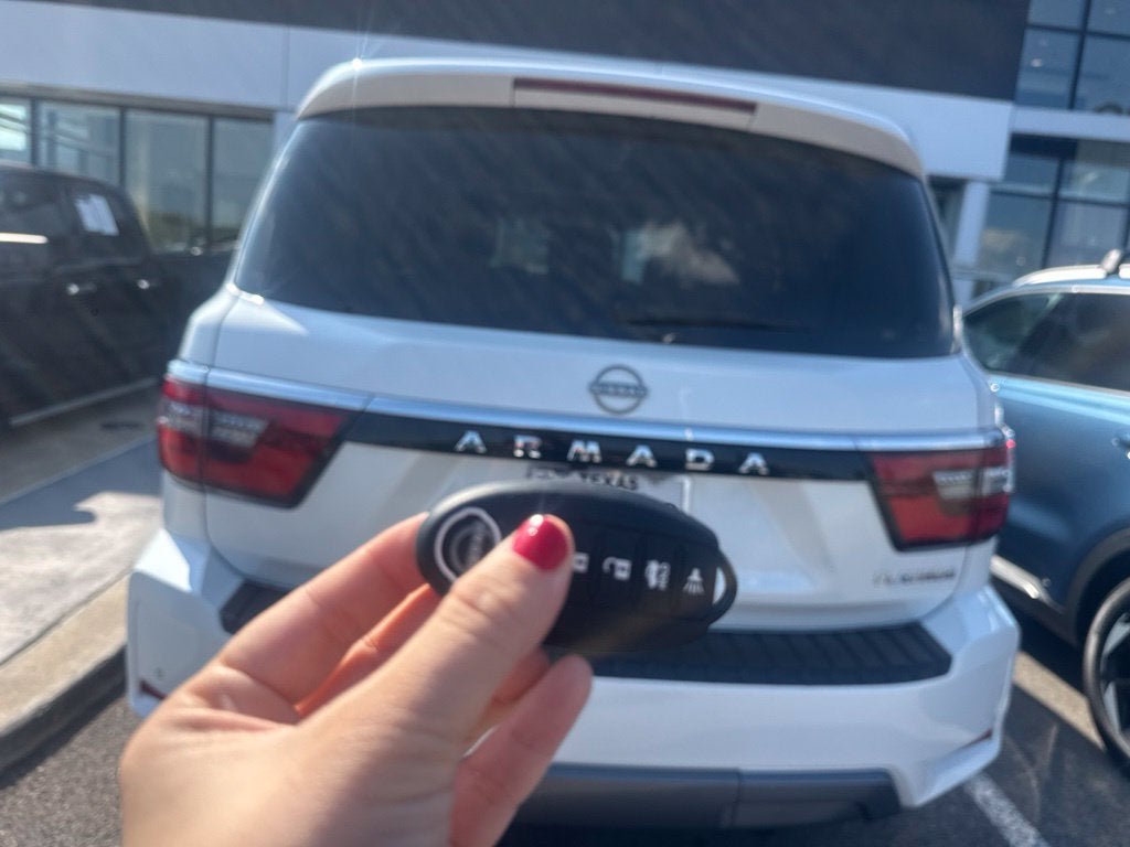 2024 Nissan Armada Platinum MOONROOF / HEATED SEATS / NAV