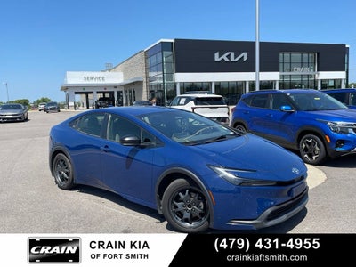 2023 Toyota Prius LE ONE OWNER / CLEAN CARFAX
