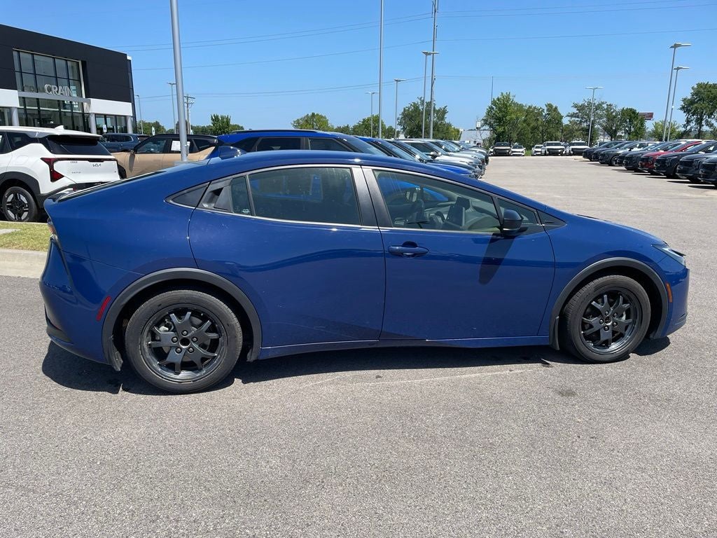 2023 Toyota Prius LE ONE OWNER / CLEAN CARFAX