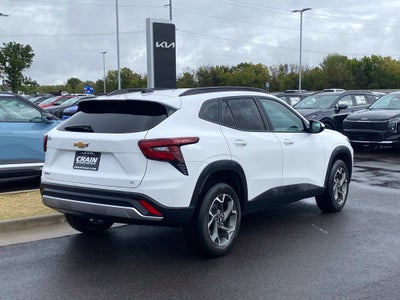 2025 Chevrolet Trax LT