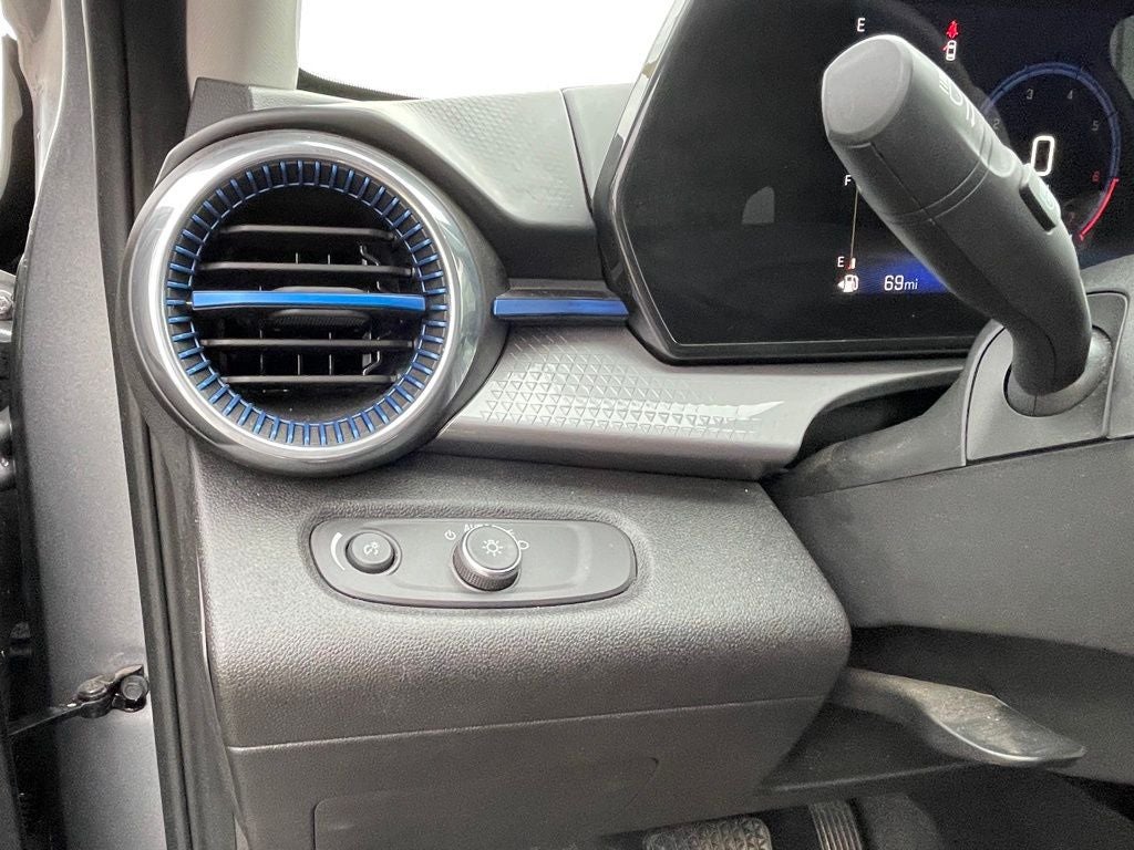 2025 Chevrolet Trax LT HEATED SEATS / ONE OWNER