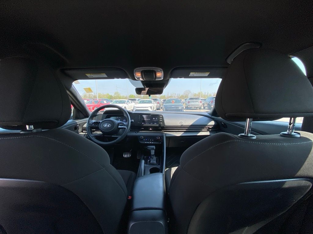 2025 Hyundai ELANTRA SEL Sport CLEAN CARFAX / ONE OWNER