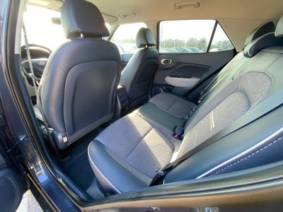 2025 Hyundai VENUE Limited ONE OWNER / HEATED SEATS / NAV