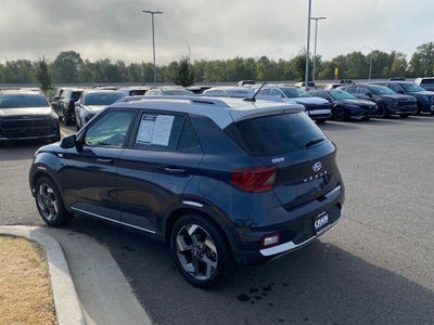 2025 Hyundai VENUE Limited ONE OWNER / HEATED SEATS / NAV