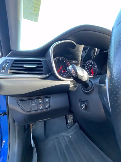 2020 Genesis G70 3.3T MOONROOF / HEATED SEATS / NAV / PRESTIGE PACKAGE