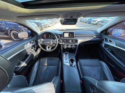 2020 Genesis G70 3.3T MOONROOF / HEATED SEATS / NAV / PRESTIGE PACKAGE