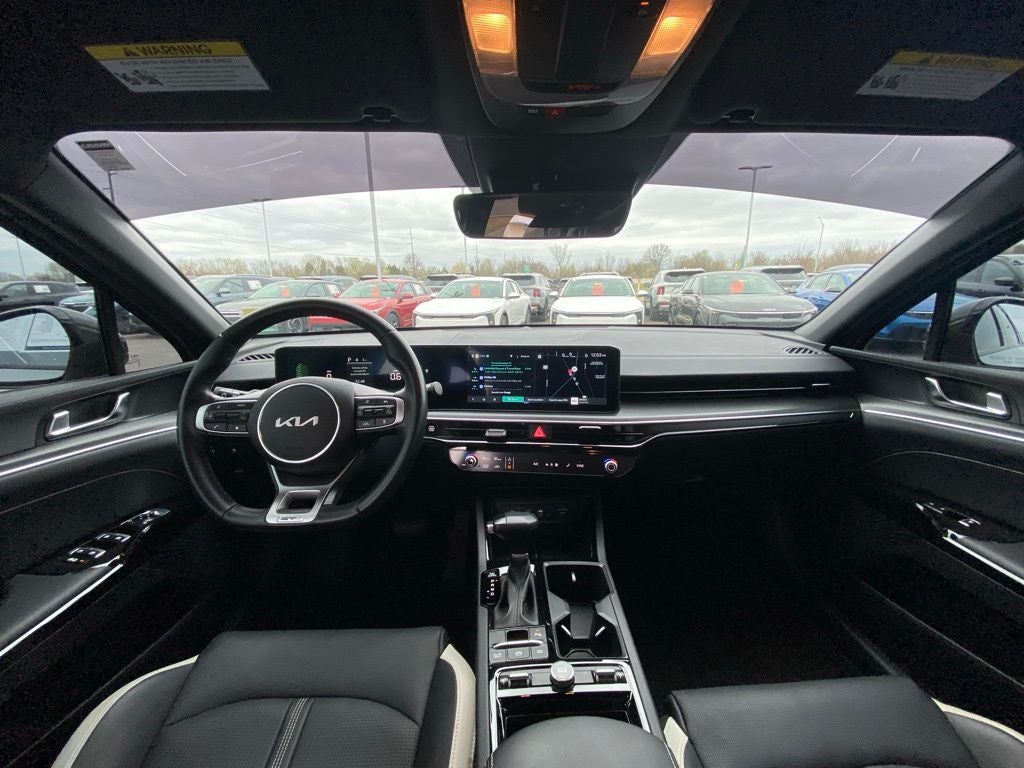 2025 Kia K5 GT-Line HEATED SEATS / ONE OWNER