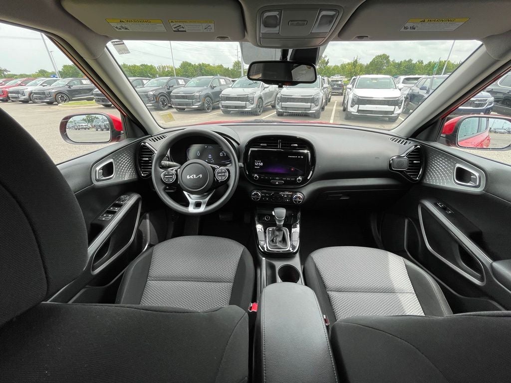 2024 Kia Soul S ONE OWNER / NAV