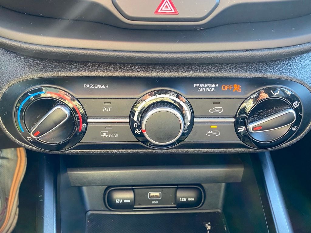 2024 Kia Soul LX TECH PACKAGE / BLIND SPOT / CLEAN CARFAX