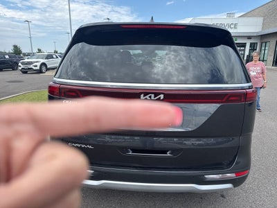2024 Kia Carnival LX