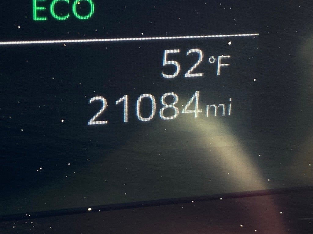 2025 Kia Carnival LXS CPO / LEATHER / HEATED SEATS