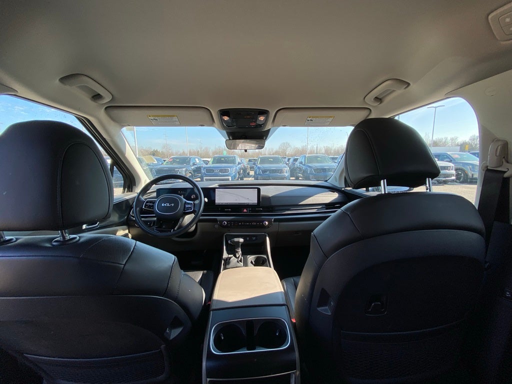 2025 Kia Carnival LXS CPO / LEATHER / HEATED SEATS