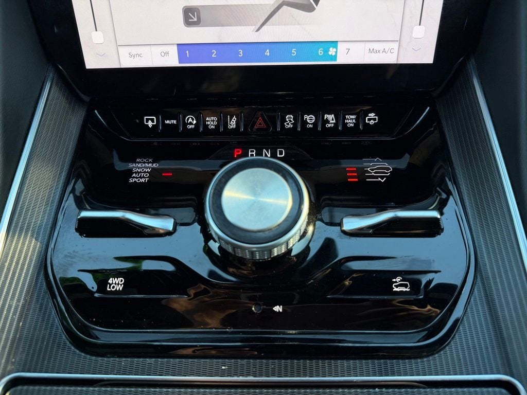 2024 Jeep Grand Wagoneer L Series II