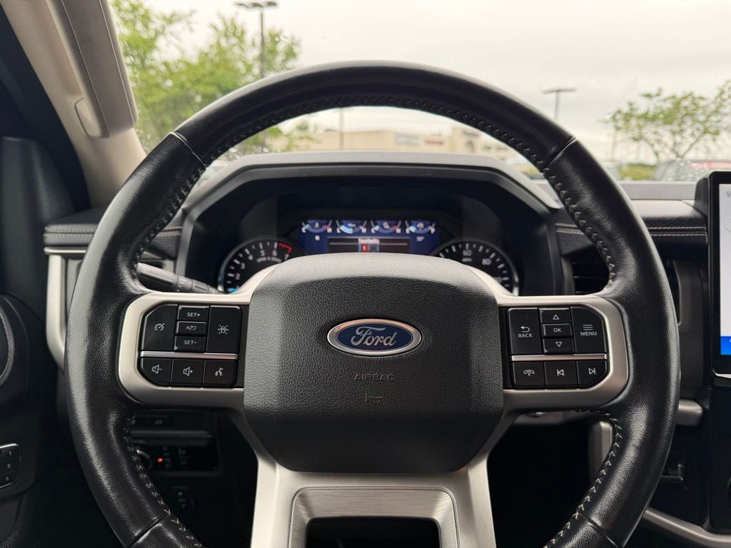 2024 Ford Expedition XLT