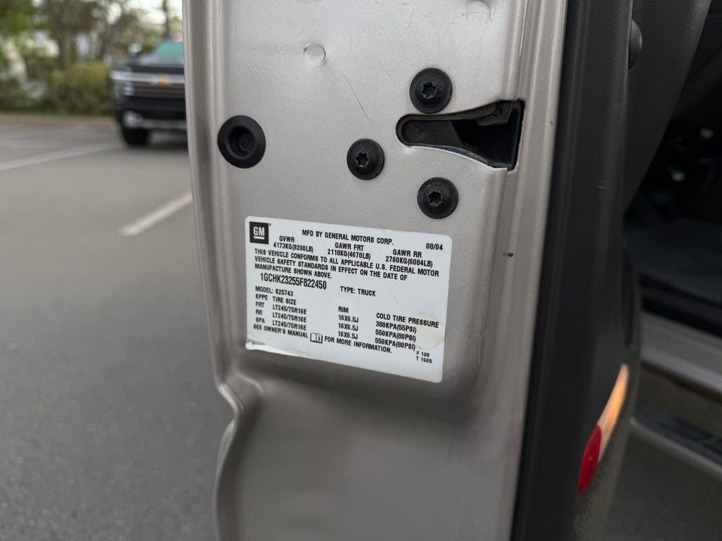 2005 Chevrolet Silverado 2500HD LT 153 WB