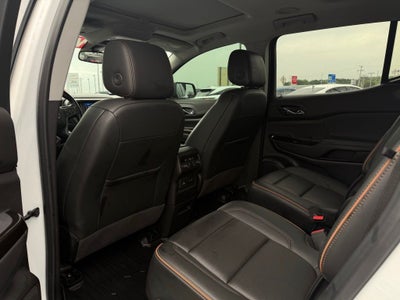 2022 GMC Acadia AT4