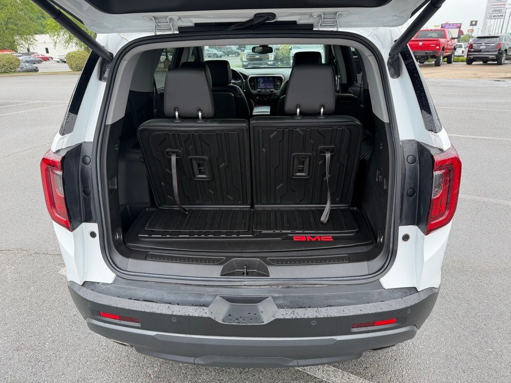 2022 GMC Acadia AT4