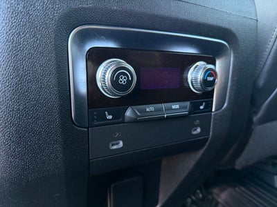 2022 GMC Yukon AT4