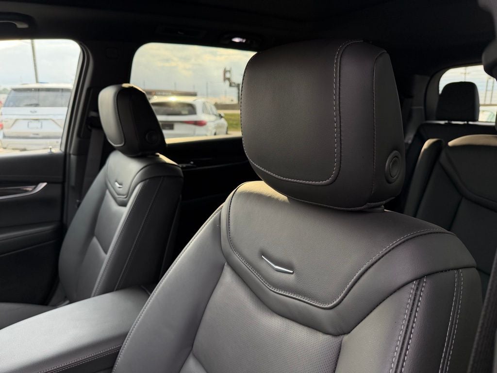 2025 Cadillac XT6 Sport