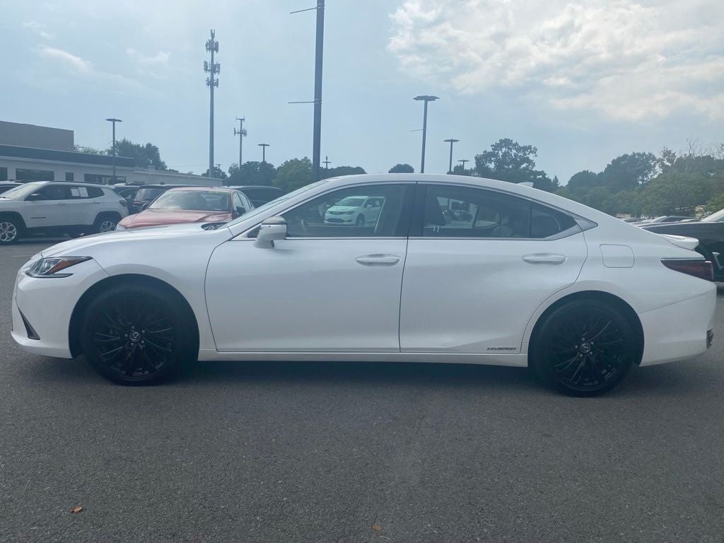 2021 Lexus ES 300h