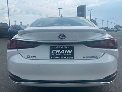 2021 Lexus ES 300h