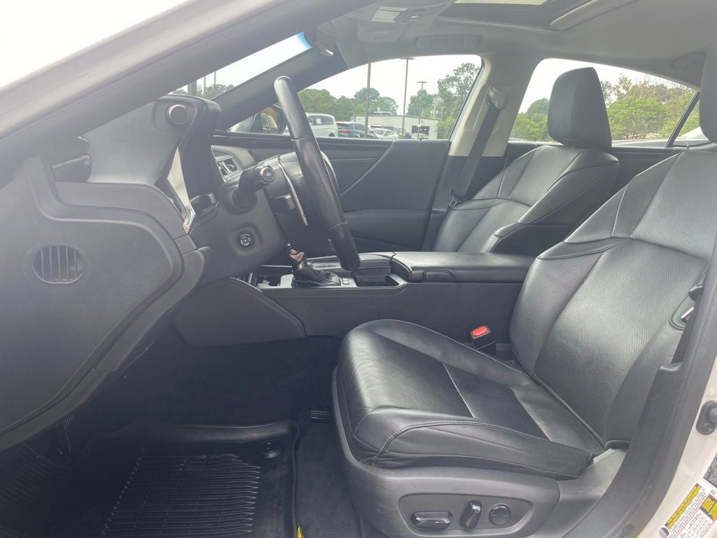2021 Lexus ES 300h