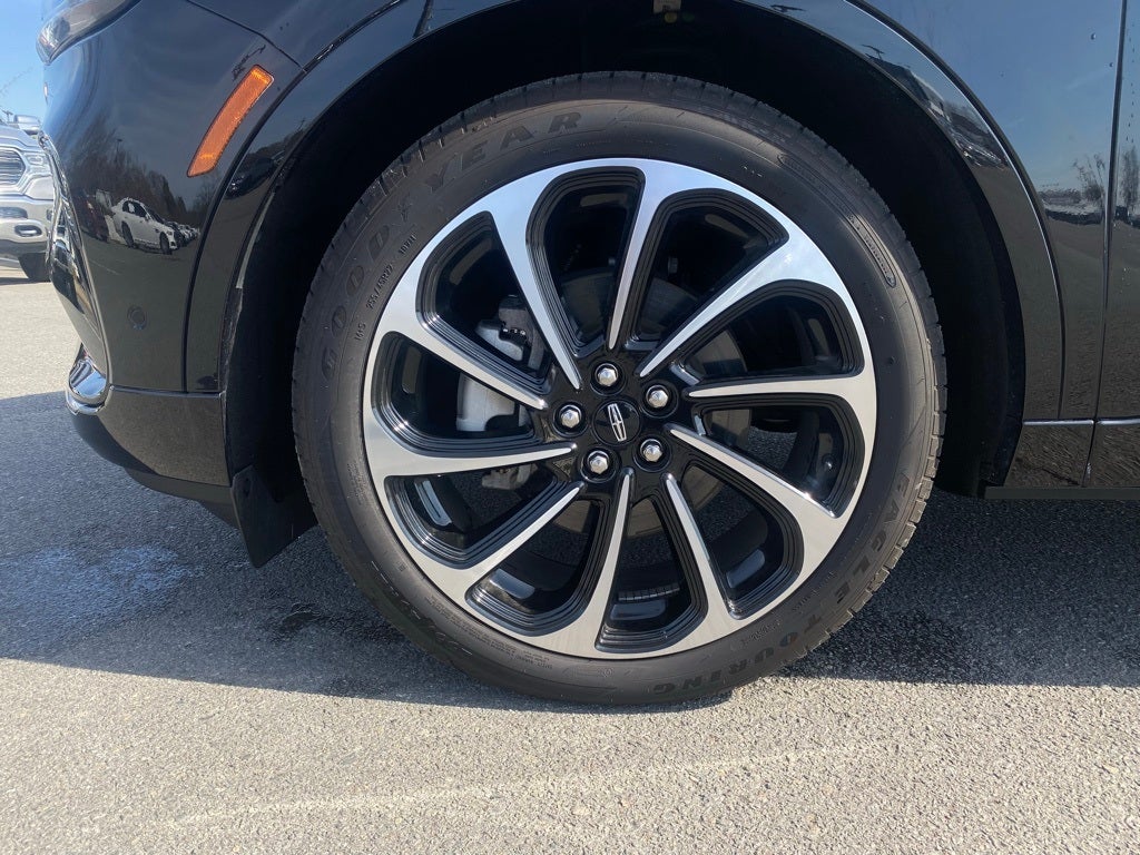 2024 Lincoln Nautilus Black Label