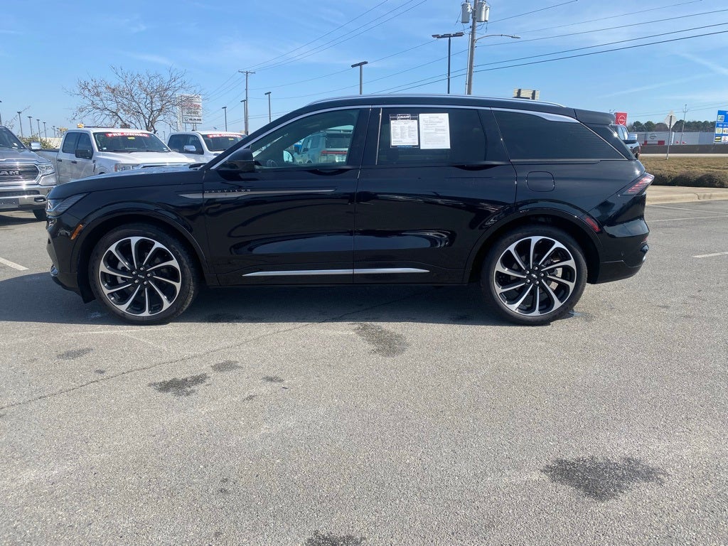 2024 Lincoln Nautilus Black Label