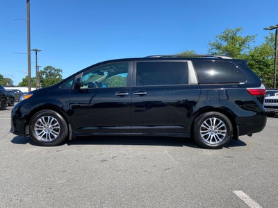 2019 Toyota Sienna XLE 8 Passenger