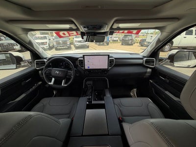 2024 Toyota Sequoia SR5