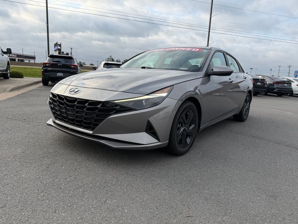 2021 Hyundai ELANTRA SEL