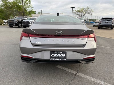 2021 Hyundai ELANTRA SEL