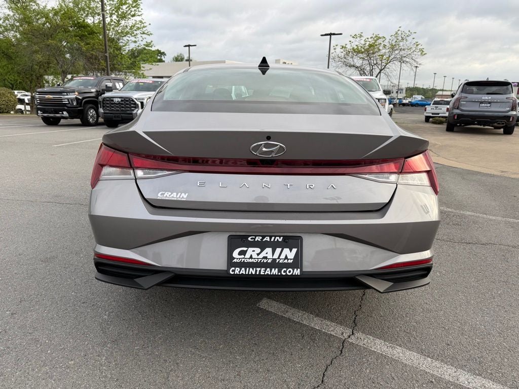 2021 Hyundai ELANTRA SEL