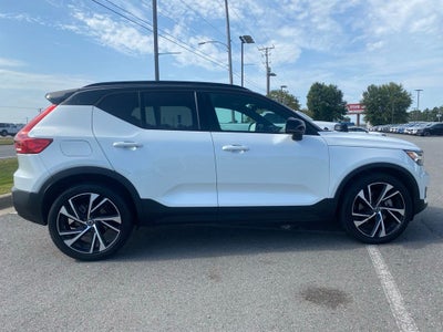 2021 Volvo XC40 R-Design *Advanced Package/Climate Package