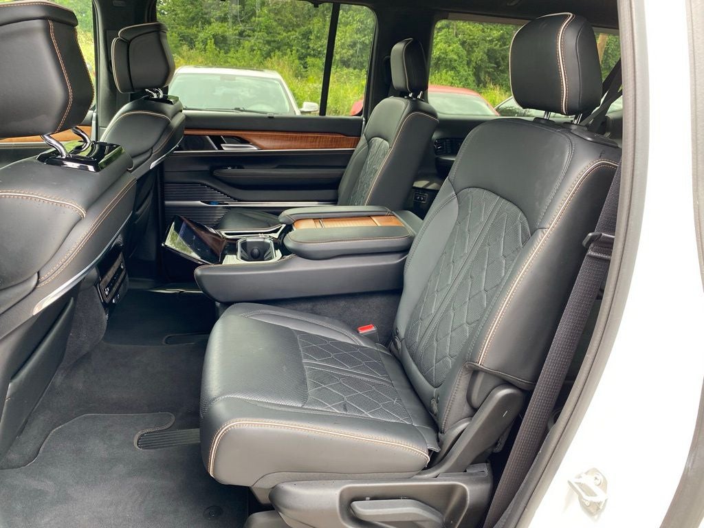 2024 Jeep Grand Wagoneer L Series III