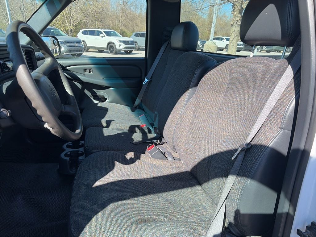 2002 Chevrolet Silverado 1500 Base CLEAN CARFAX