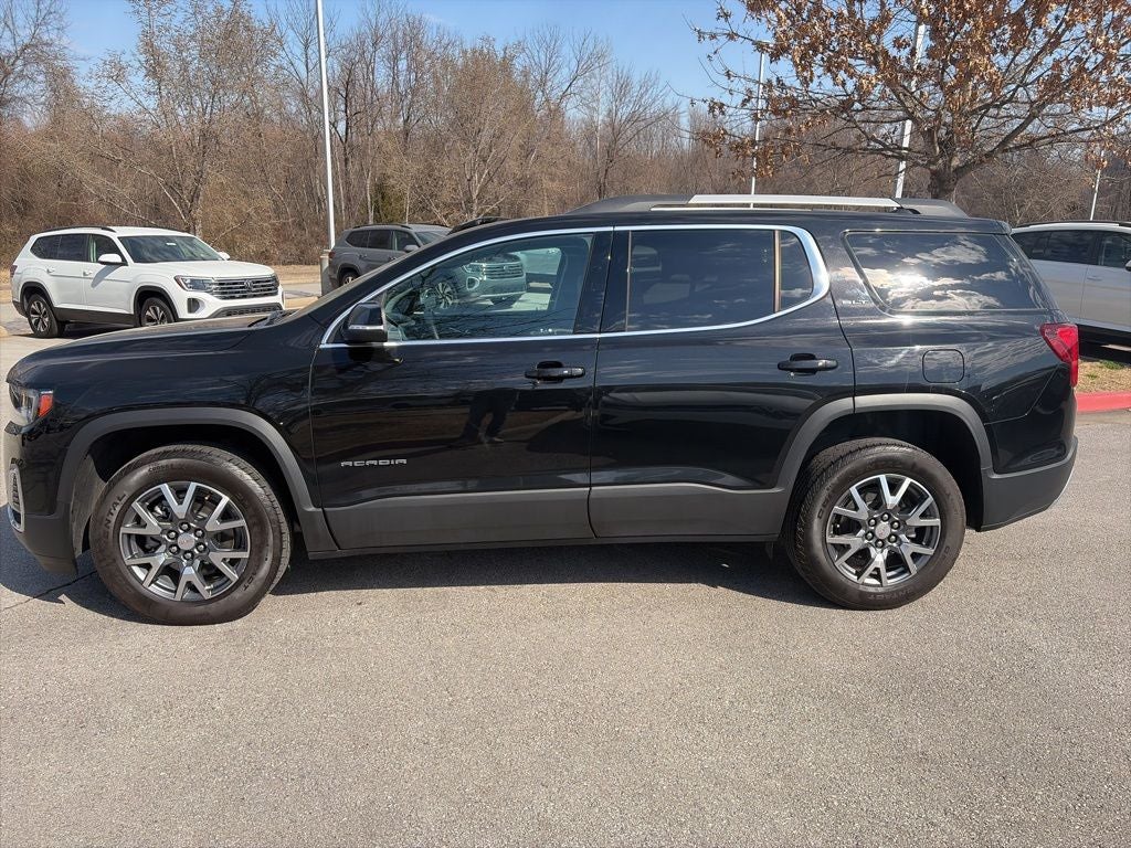 2023 GMC Acadia SLT CLEAN CARFAX