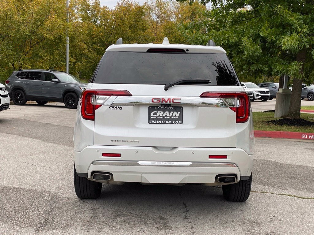 2023 GMC Acadia Denali